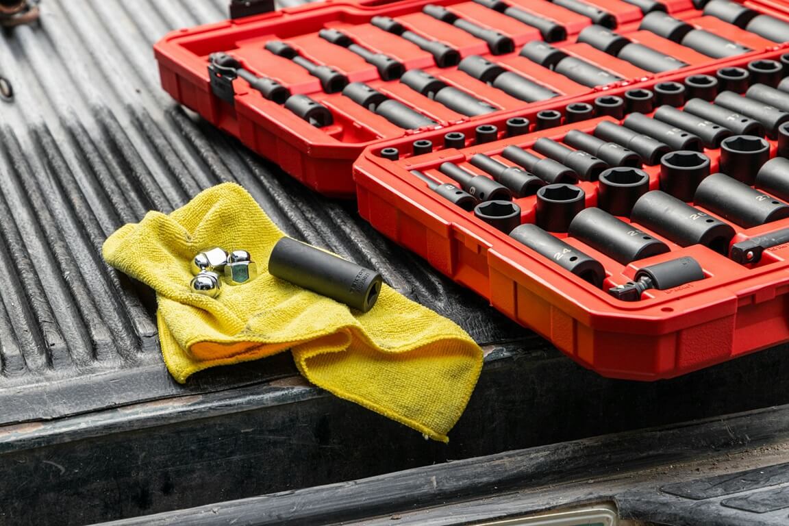 toolbox for vehicle inspection